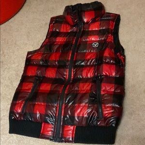 American Eagle size small red plaid vest. EUC